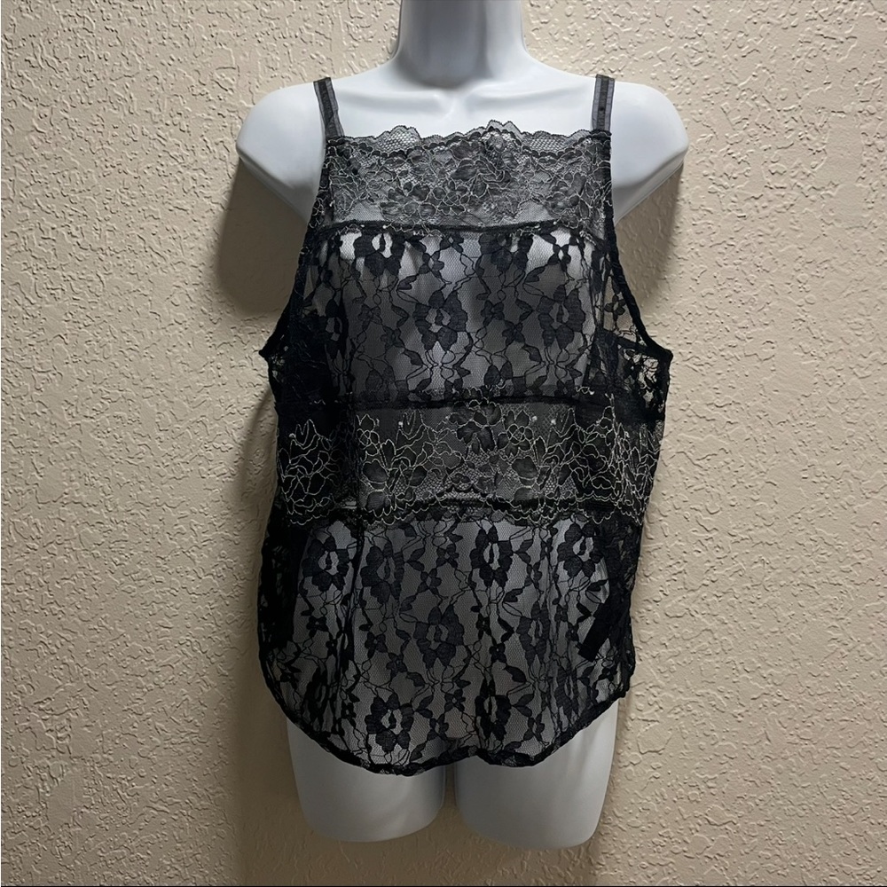Anthropologie black lace top size medium preloved
